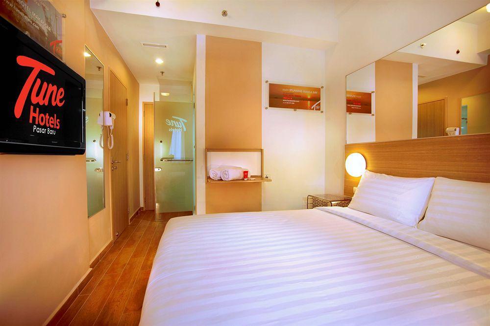 Monoloog Hotel Bekasi Zewnętrze zdjęcie