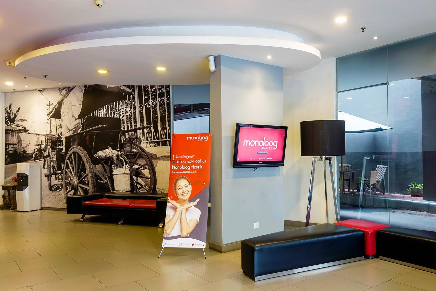 Monoloog Hotel Bekasi Zewnętrze zdjęcie
