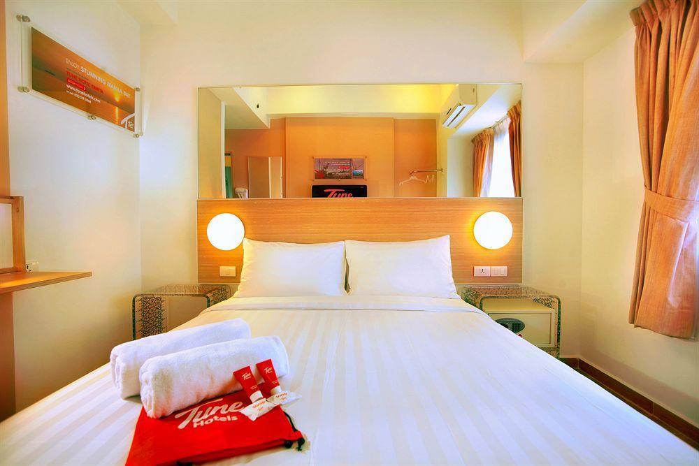 Monoloog Hotel Bekasi Zewnętrze zdjęcie